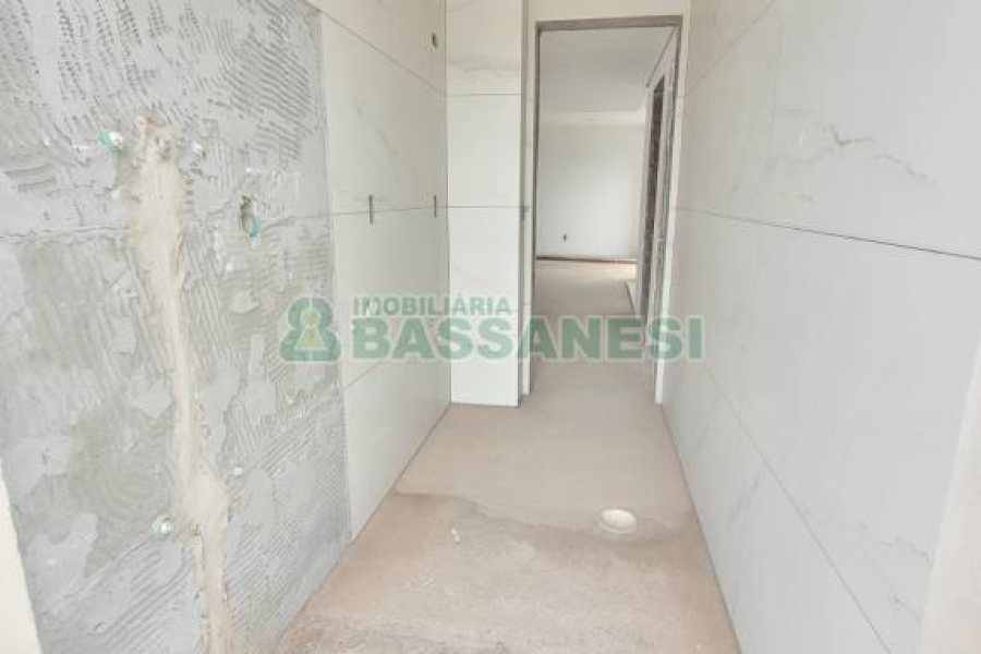 Apartamento com 113m², 2 dormitórios, no bairro Kayser em Caxias do Sul para Comprar