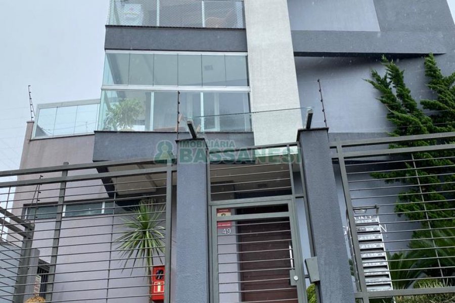 Apartamento com 70m², 2 dormitórios, 2 vagas, no bairro Sanvitto em Caxias do Sul para Comprar