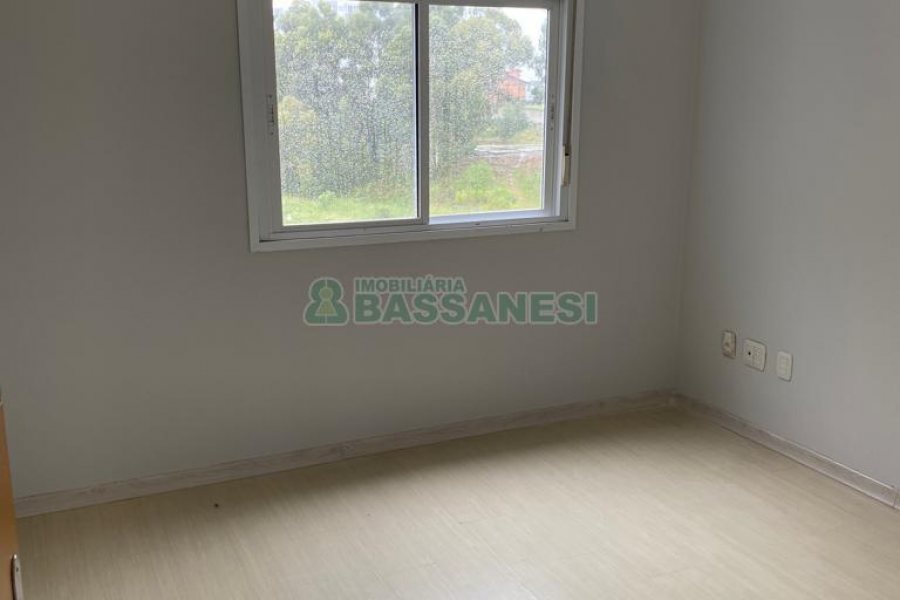 Apartamento com 70m², 2 dormitórios, 2 vagas, no bairro Sanvitto em Caxias do Sul para Comprar