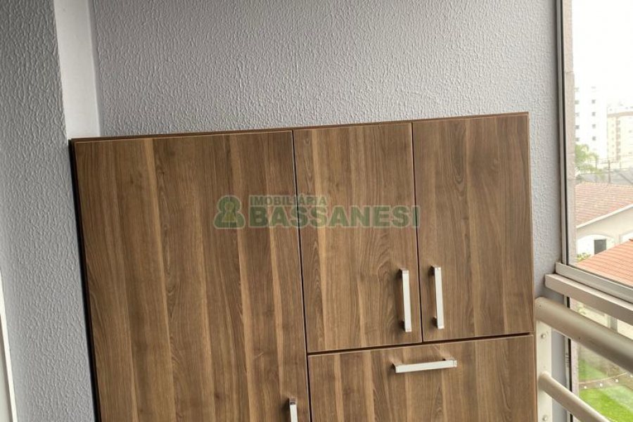 Apartamento com 70m², 2 dormitórios, 2 vagas, no bairro Sanvitto em Caxias do Sul para Comprar