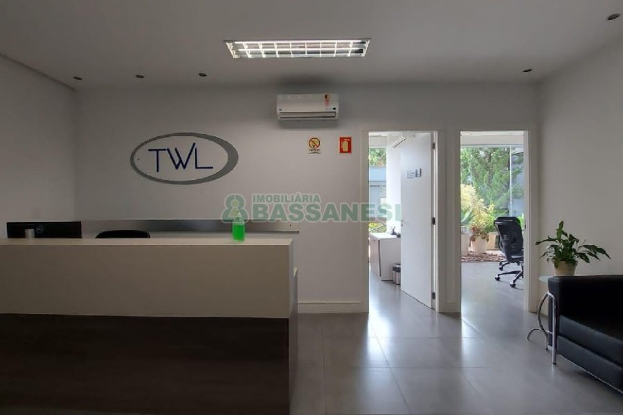 Predio com 600m², no bairro Cinqüentenário em Caxias do Sul para Alugar