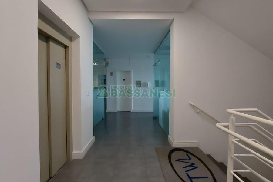 Predio com 600m², no bairro Cinqüentenário em Caxias do Sul para Alugar