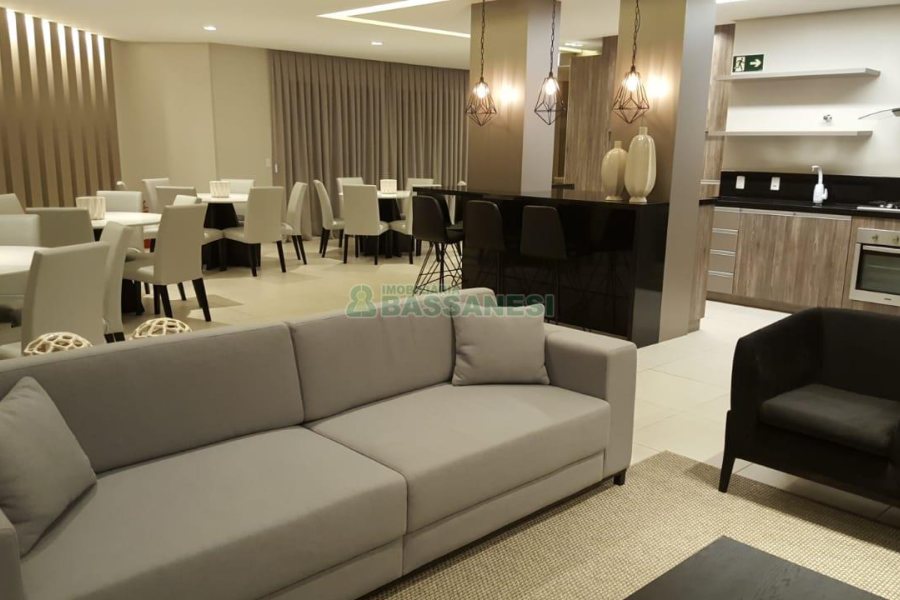 Apto Mobiliado com 439m², 3 dormitórios, 3 vagas, no bairro Madureira em Caxias do Sul para Comprar