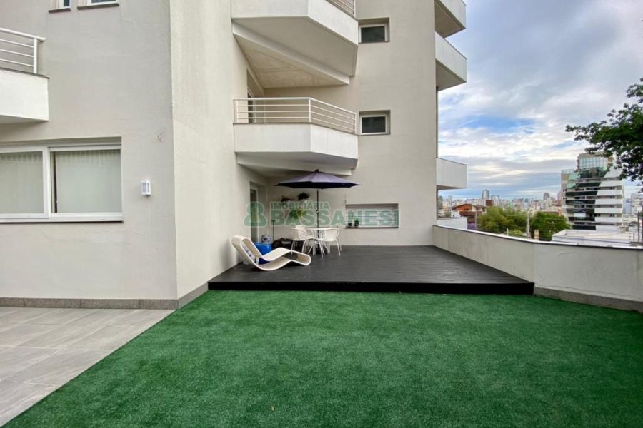 Apto Mobiliado com 439m², 3 dormitórios, 3 vagas, no bairro Madureira em Caxias do Sul para Comprar