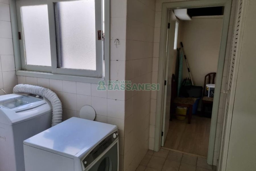 Apto/Cobertura com 182m², 4 dormitórios, 2 vagas, no bairro Lourdes em Caxias do Sul para Comprar