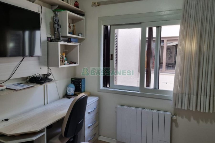 Apto/Cobertura com 182m², 4 dormitórios, 2 vagas, no bairro Lourdes em Caxias do Sul para Comprar