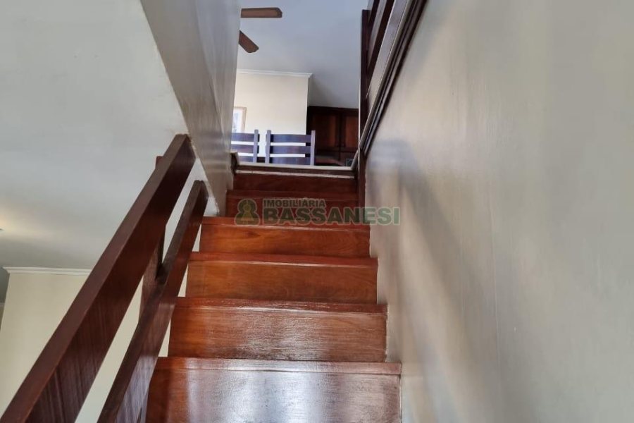 Apto/Cobertura com 182m², 4 dormitórios, 2 vagas, no bairro Lourdes em Caxias do Sul para Comprar