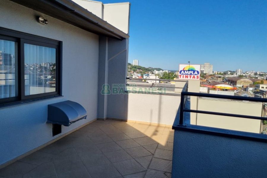 Apto/Cobertura com 182m², 4 dormitórios, 2 vagas, no bairro Lourdes em Caxias do Sul para Comprar