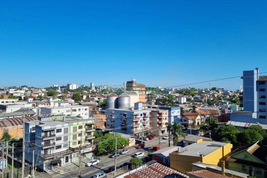 Apto/Cobertura com 182m², 4 dormitórios, 2 vagas, no bairro Lourdes em Caxias do Sul para Comprar