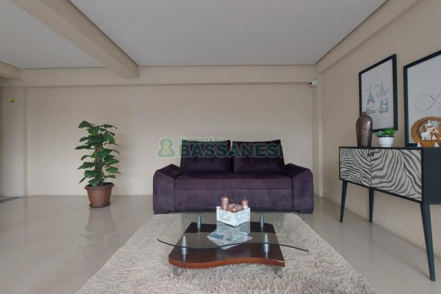 Apartamento com 62m², 2 dormitórios, 2 vagas, no bairro Colina Sorriso em Caxias do Sul para Comprar