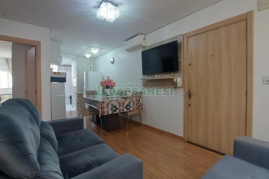Apartamento com 62m², 2 dormitórios, 2 vagas, no bairro Colina Sorriso em Caxias do Sul para Comprar