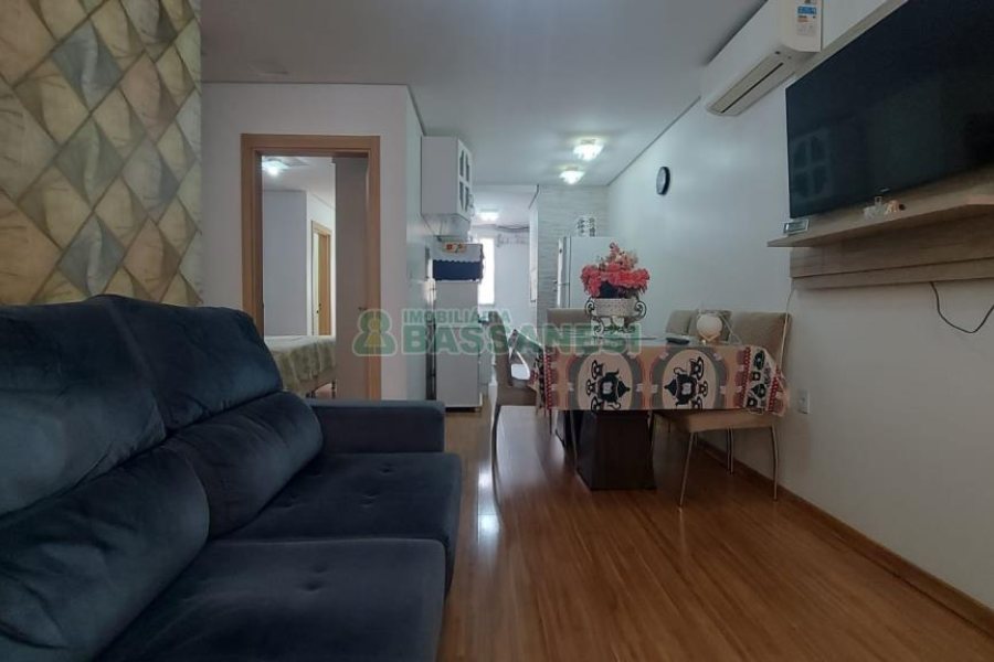 Apartamento com 62m², 2 dormitórios, 2 vagas, no bairro Colina Sorriso em Caxias do Sul para Comprar
