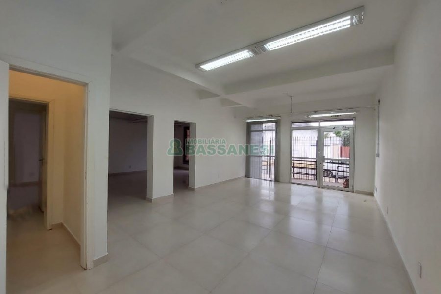 Loja com 100m², no bairro Forqueta em Caxias do Sul para Alugar