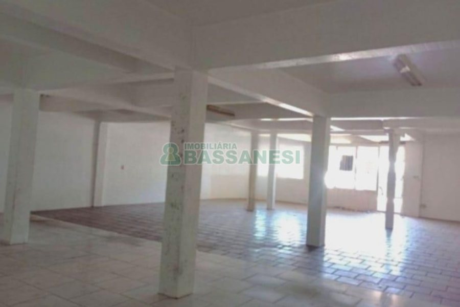 Loja com 200m², no bairro Santa Catarina em Caxias do Sul para Alugar