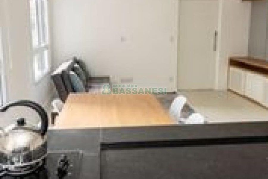 Apartamento com 58m², 1 dormitório, 1 vaga, no bairro Centro em Caxias do Sul para Comprar