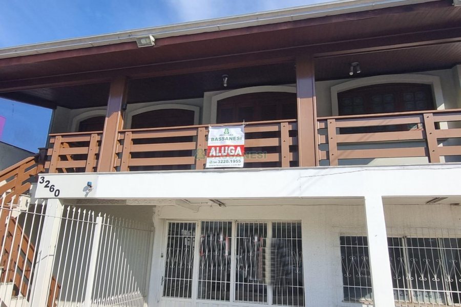 Casa com 150m², 4 dormitórios, no bairro Santa Catarina em Caxias do Sul para Alugar