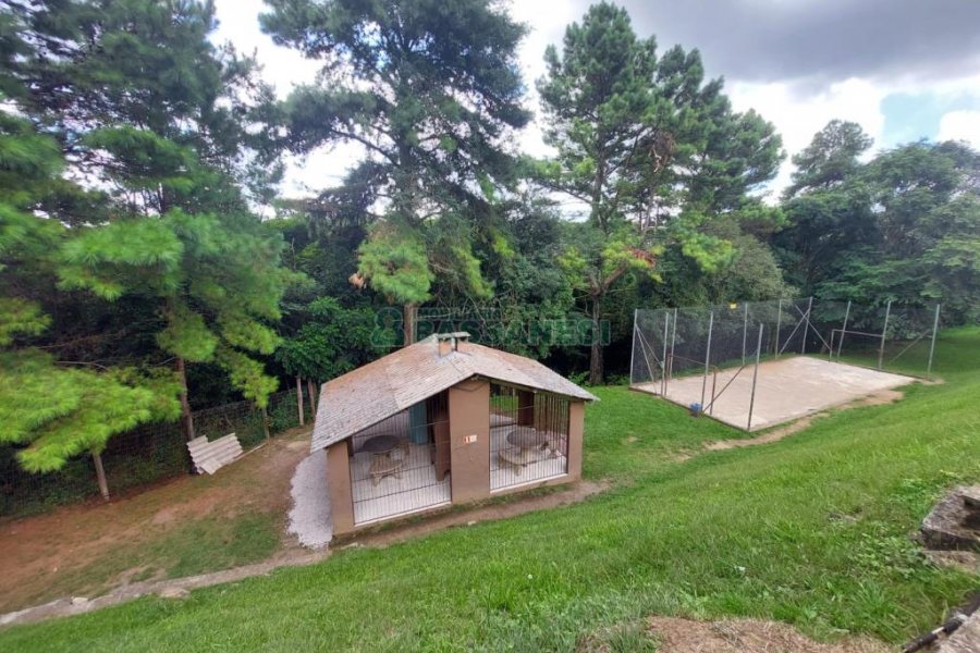 Apartamento com 39m², 2 dormitórios, 1 vaga, no bairro Esplanada em Caxias do Sul para Comprar