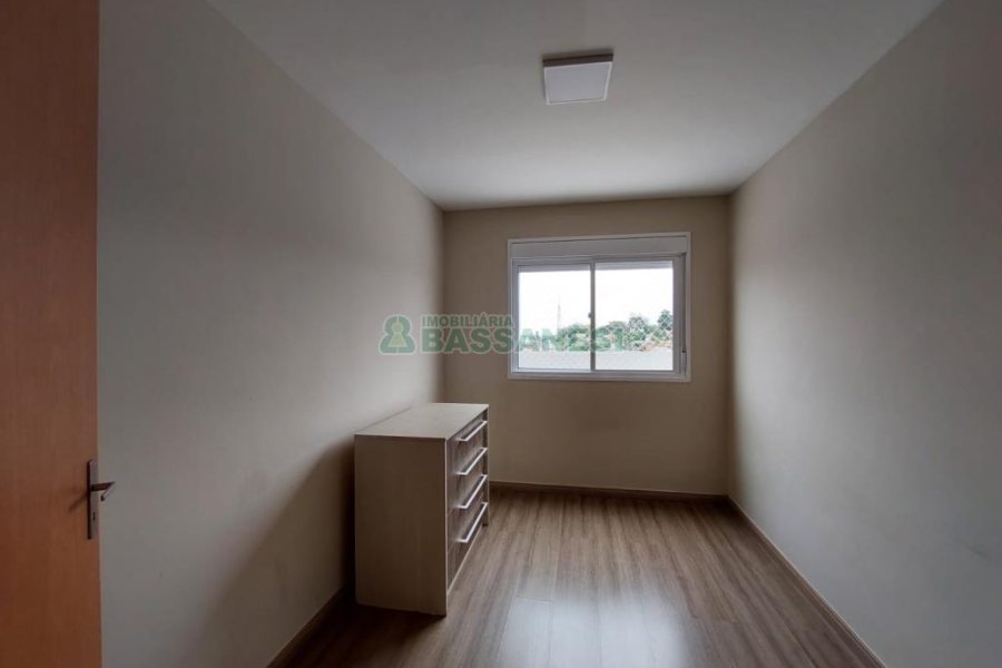 Apartamento com 92m², 2 dormitórios, 1 vaga, no bairro Jardelino Ramos em Caxias do Sul para Comprar
