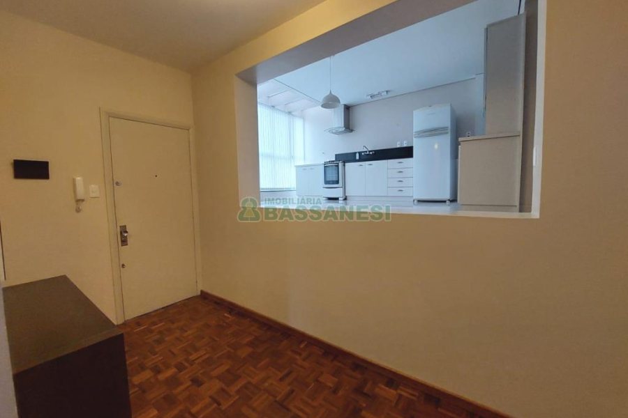 Casa com 140m², 2 dormitórios, no bairro São Pelegrino em Caxias do Sul para Alugar ou Comprar