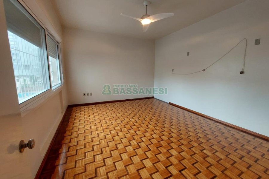 Casa com 140m², 2 dormitórios, no bairro São Pelegrino em Caxias do Sul para Alugar ou Comprar