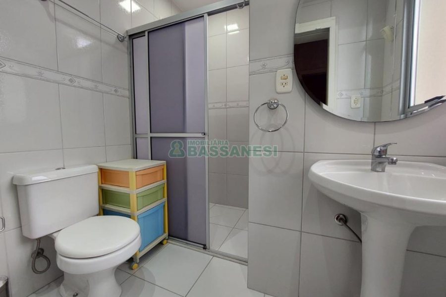 Casa com 140m², 2 dormitórios, no bairro São Pelegrino em Caxias do Sul para Alugar ou Comprar