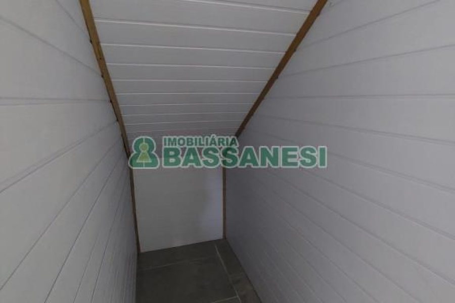 Casa com 140m², 2 dormitórios, no bairro São Pelegrino em Caxias do Sul para Alugar ou Comprar