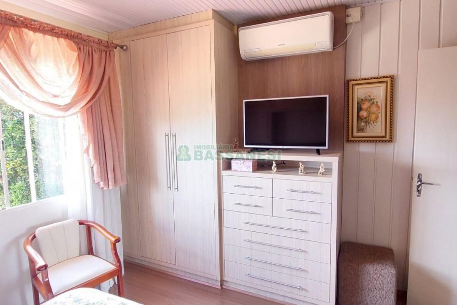 Casa com 90m², 3 dormitórios, no bairro Planalto em Caxias do Sul para Alugar