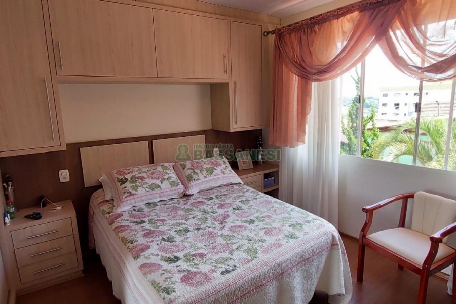 Casa com 90m², 3 dormitórios, no bairro Planalto em Caxias do Sul para Alugar
