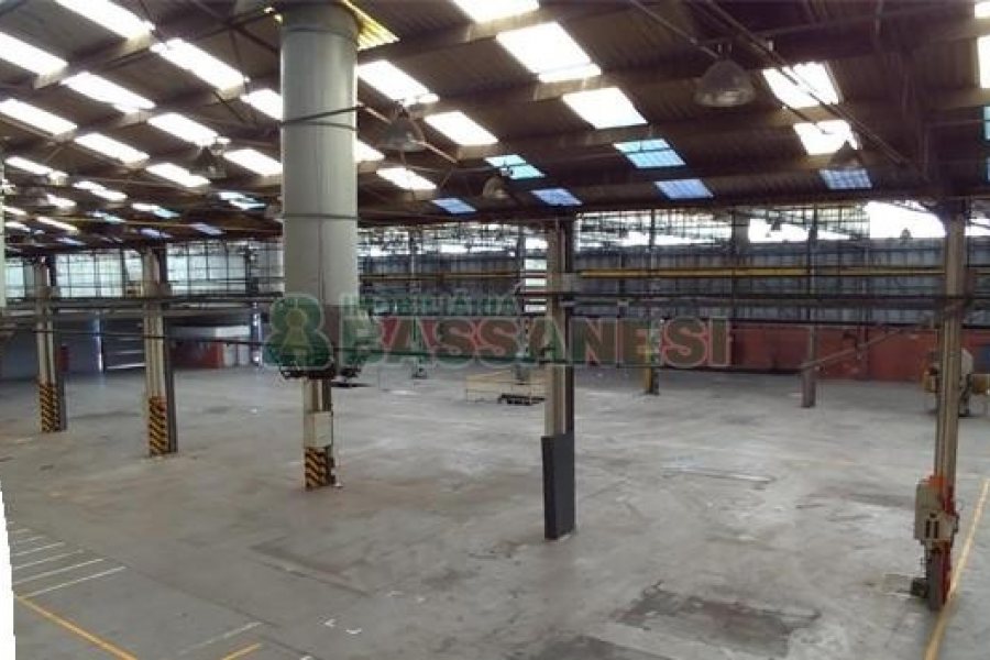 Pavilhão com 36373m², no bairro Planalto em Caxias do Sul para Alugar