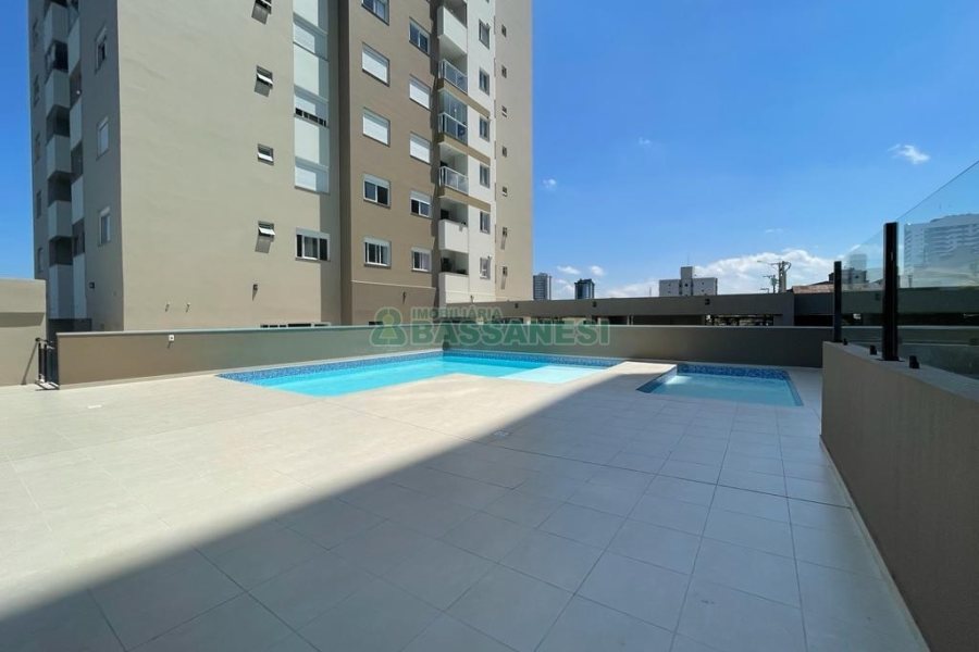 Apartamento com 56m², 2 dormitórios, 1 vaga, no bairro Panazzolo em Caxias do Sul para Comprar