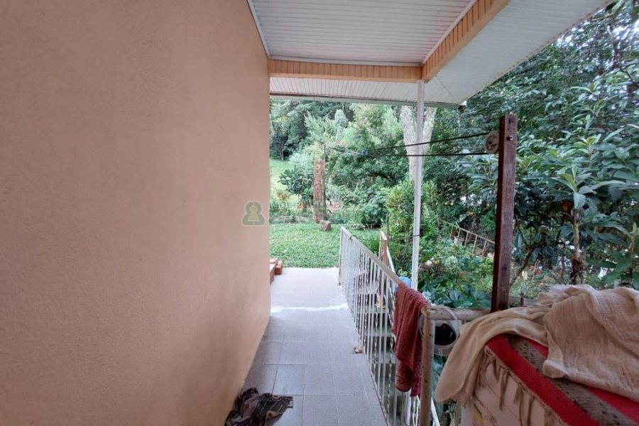 Casa Mobiliada com 135m², 2 dormitórios, no bairro Santa Catarina em Caxias do Sul para Comprar