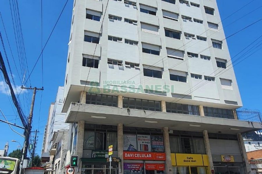 Apartamento com 38m², 1 dormitório, no bairro Centro em Caxias do Sul para Alugar