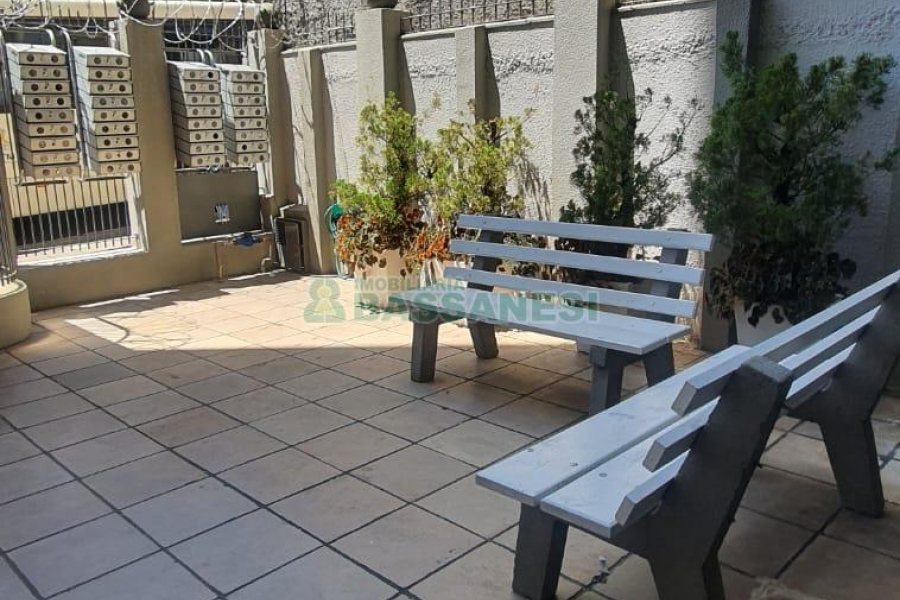 Apartamento com 38m², 1 dormitório, no bairro Centro em Caxias do Sul para Alugar