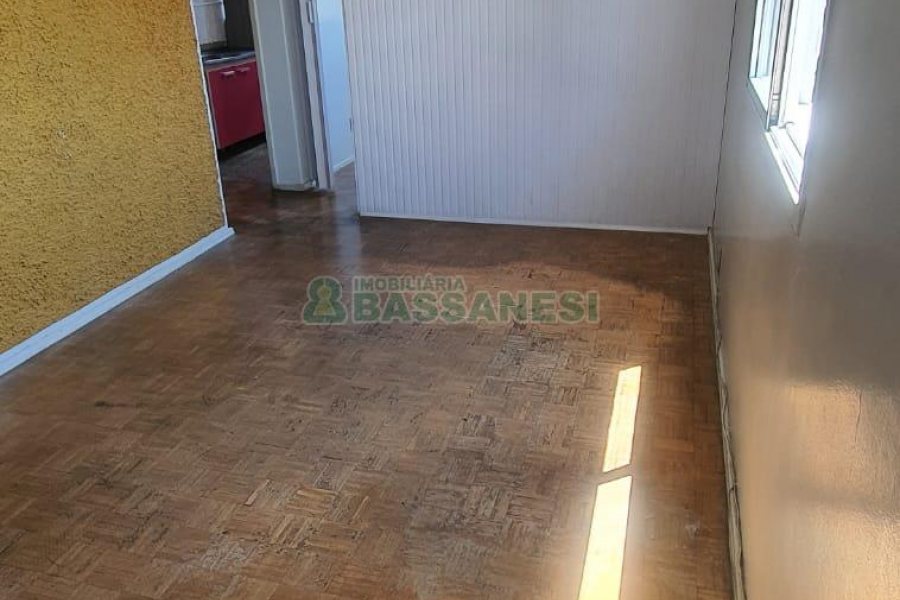 Apartamento com 38m², 1 dormitório, no bairro Centro em Caxias do Sul para Alugar