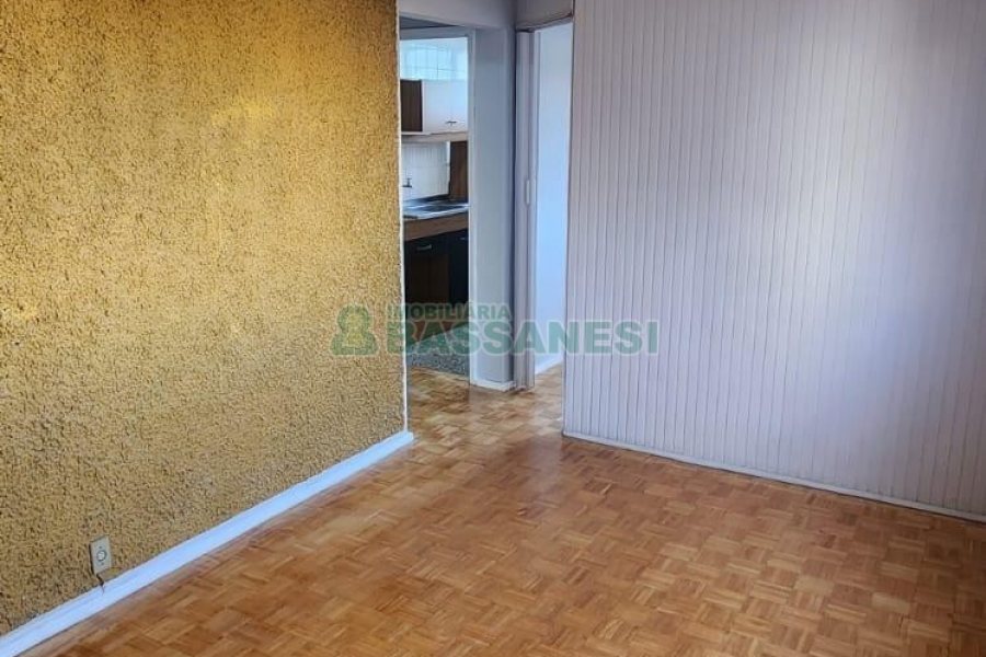 Apartamento com 38m², 1 dormitório, no bairro Centro em Caxias do Sul para Alugar