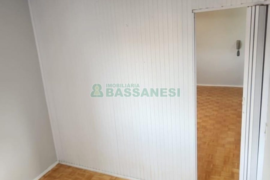 Apartamento com 38m², 1 dormitório, no bairro Centro em Caxias do Sul para Alugar