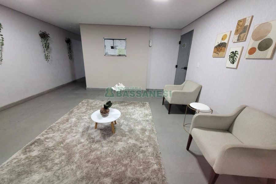 Apartamento com 81m², 2 dormitórios, 1 vaga, no bairro Jardelino Ramos em Caxias do Sul para Alugar ou Comprar