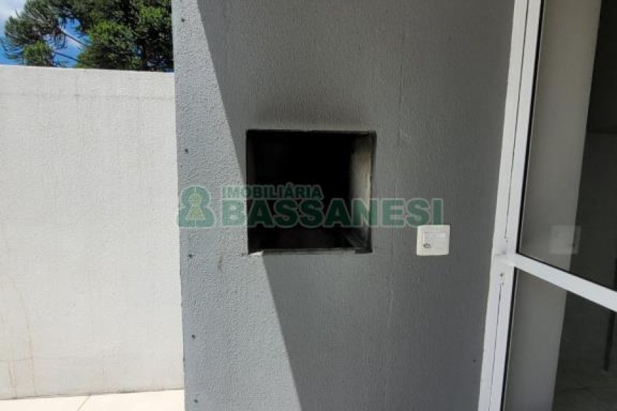 Apartamento com 81m², 2 dormitórios, 1 vaga, no bairro Jardelino Ramos em Caxias do Sul para Alugar ou Comprar