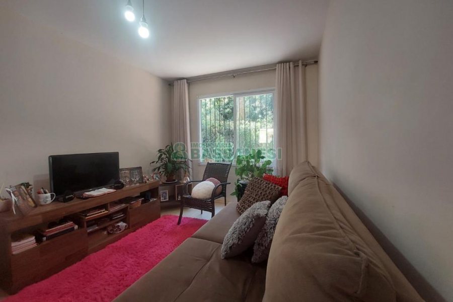 Apto Mobiliado com 52m², 2 dormitórios, 1 vaga, no bairro Presidente Vargas em Caxias do Sul para Comprar