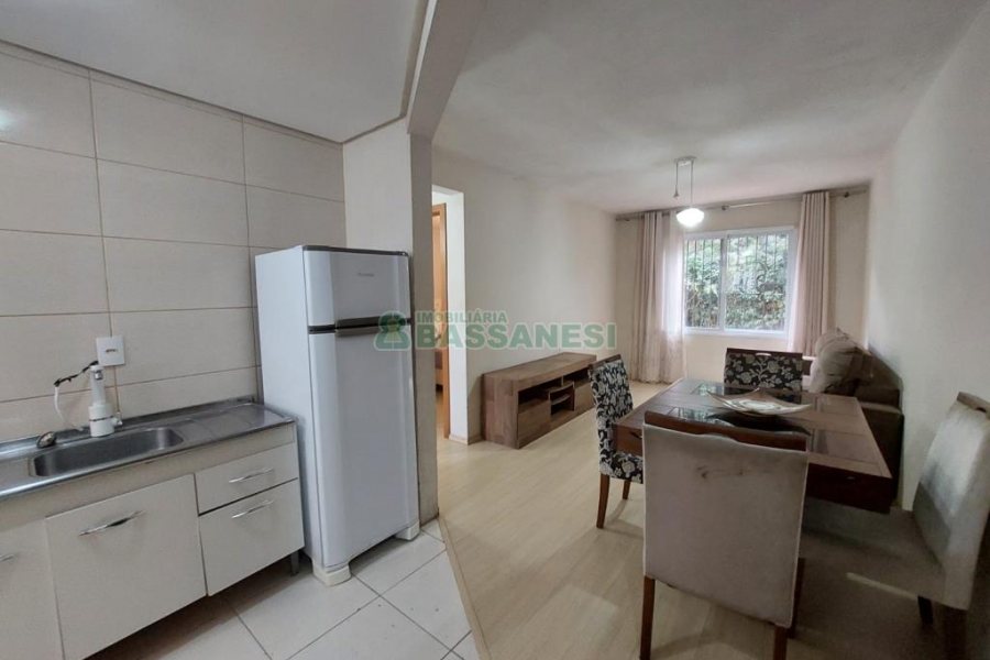 Apto Mobiliado com 52m², 2 dormitórios, 1 vaga, no bairro Presidente Vargas em Caxias do Sul para Comprar
