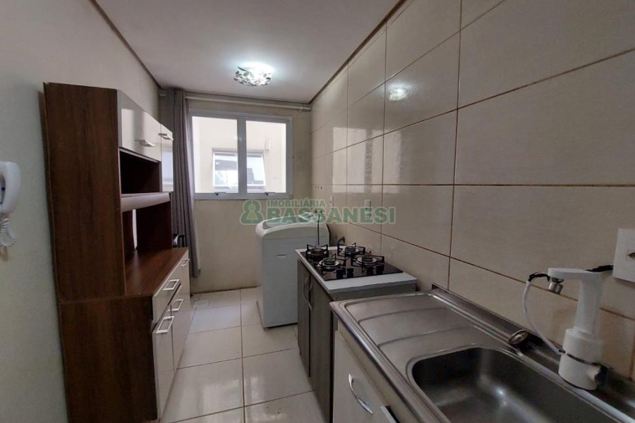 Apto Mobiliado com 52m², 2 dormitórios, 1 vaga, no bairro Presidente Vargas em Caxias do Sul para Comprar