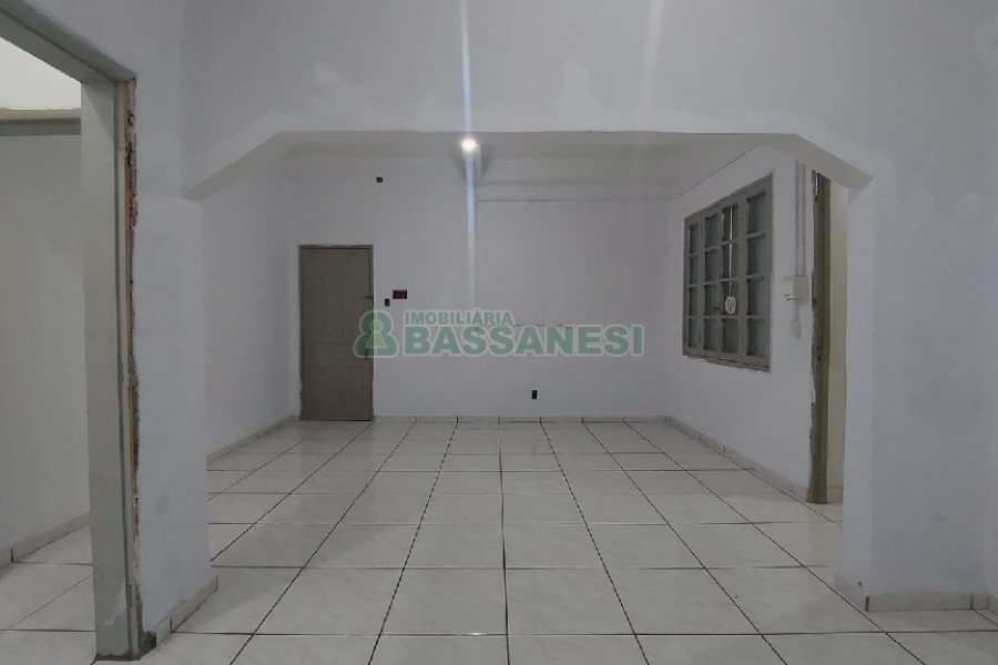 Apartamento com 43m², 1 dormitório, no bairro Centro em Caxias do Sul para Comprar