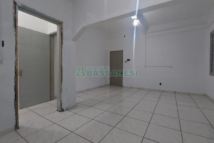 Apartamento com 43m², 1 dormitório, no bairro Centro em Caxias do Sul para Comprar