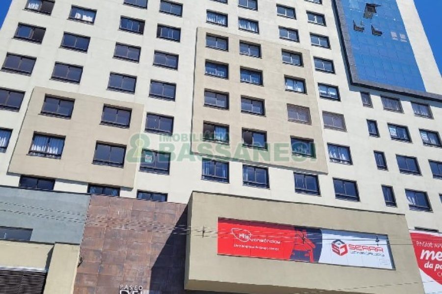 Apartamento com 71m², 2 dormitórios, 2 vagas, no bairro São Pelegrino em Caxias do Sul para Comprar