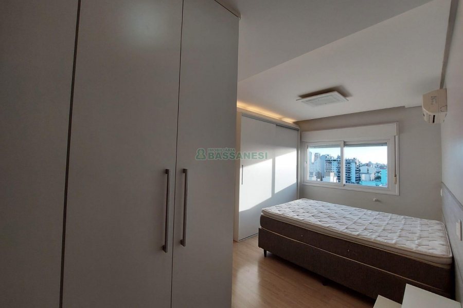 Apto Mobiliado com 89m², 2 dormitórios, 2 vagas, no bairro São Pelegrino em Caxias do Sul para Comprar