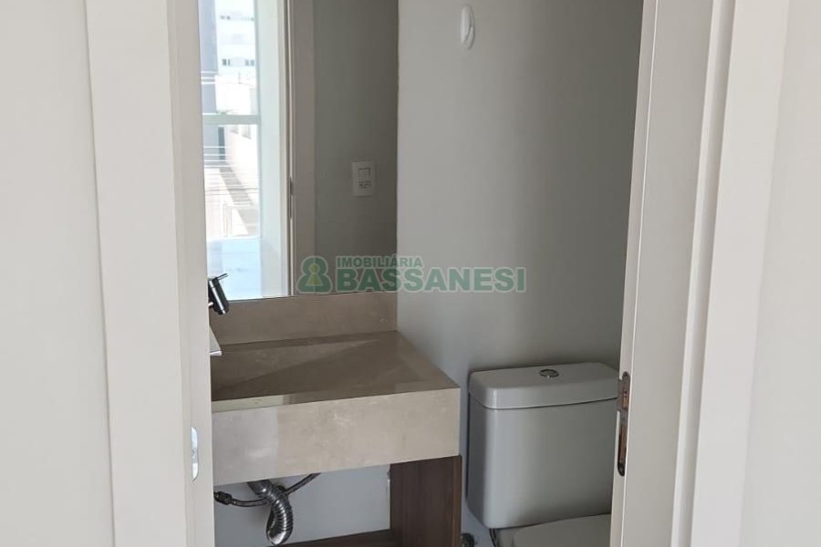 Sala com 30m², 2 vagas, no bairro Villagio Iguatemi em Caxias do Sul para Comprar