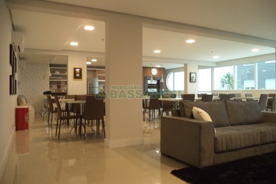 Sala com 30m², 2 vagas, no bairro Villagio Iguatemi em Caxias do Sul para Comprar
