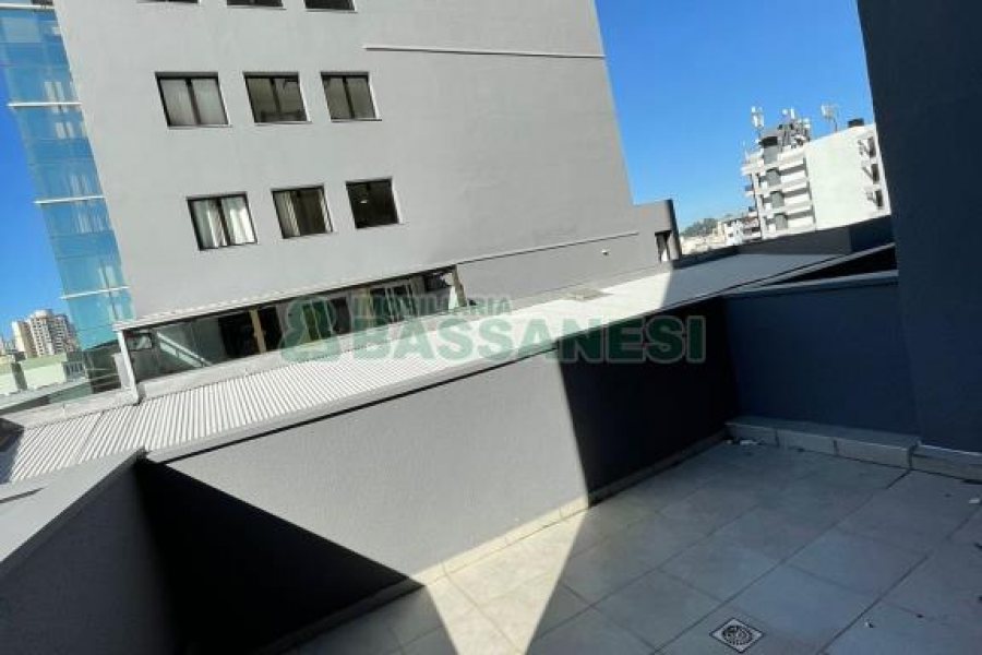 Sala com 53m², 1 vaga, no bairro Pio X em Caxias do Sul para Comprar