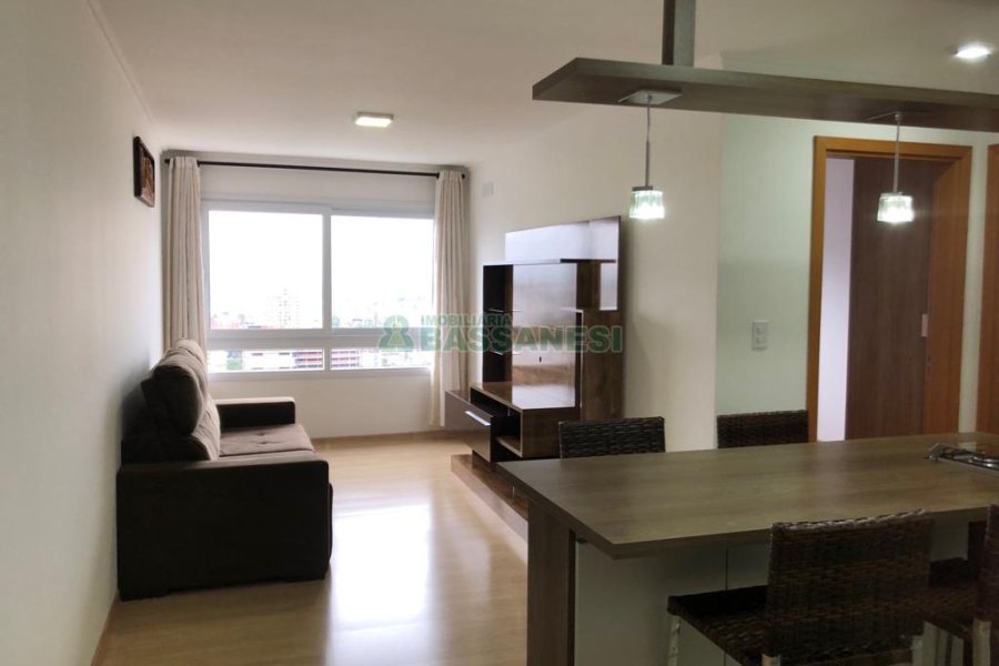Apto Mobiliado com 45m², 1 dormitório, 1 vaga, no bairro Madureira em Caxias do Sul para Alugar