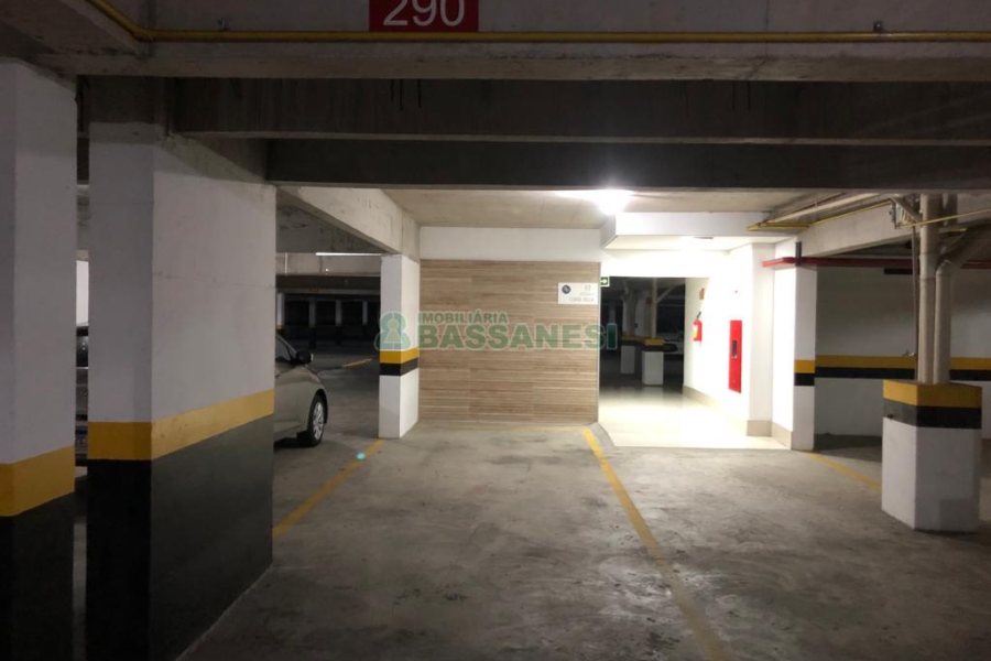 Apto Mobiliado com 45m², 1 dormitório, 1 vaga, no bairro Madureira em Caxias do Sul para Alugar